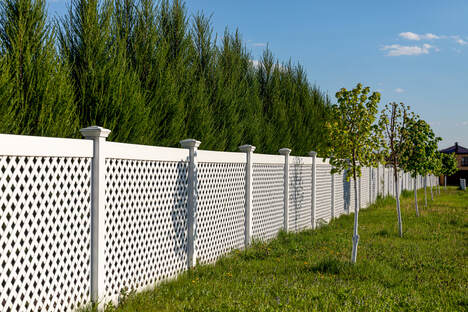 vinyl fencing